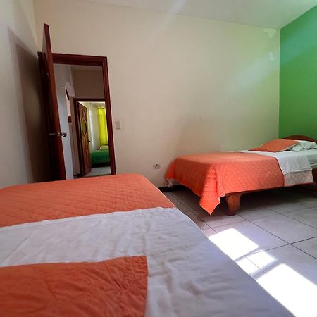 Hostal Casa Cascada Пуэрто-Айора Экстерьер фото