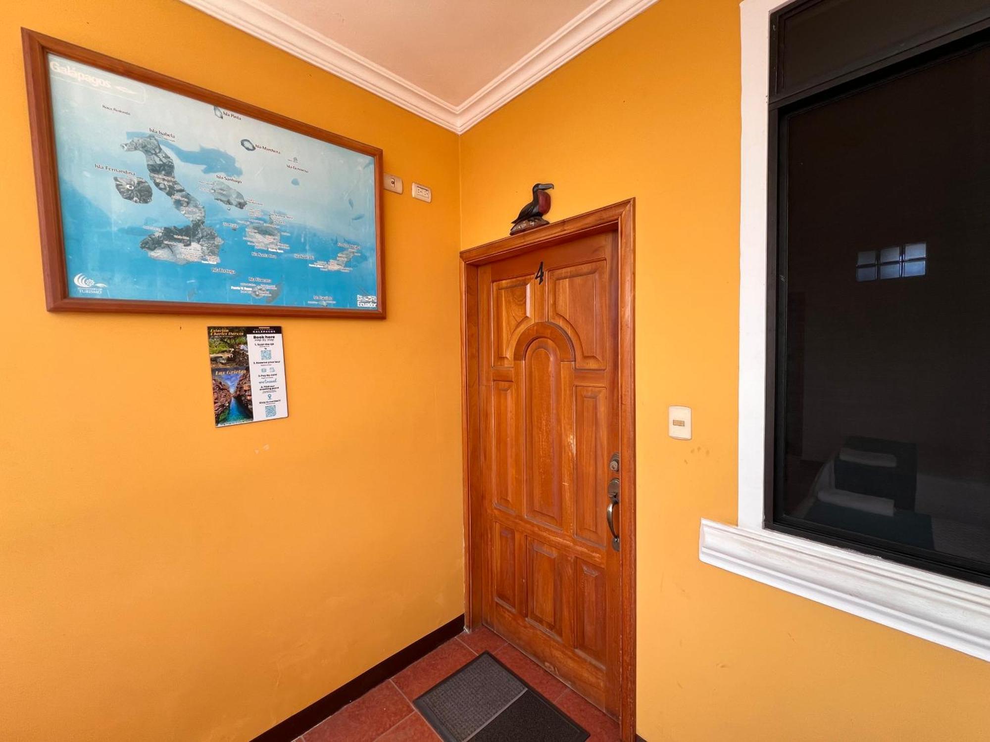 Hostal Casa Cascada Пуэрто-Айора Экстерьер фото