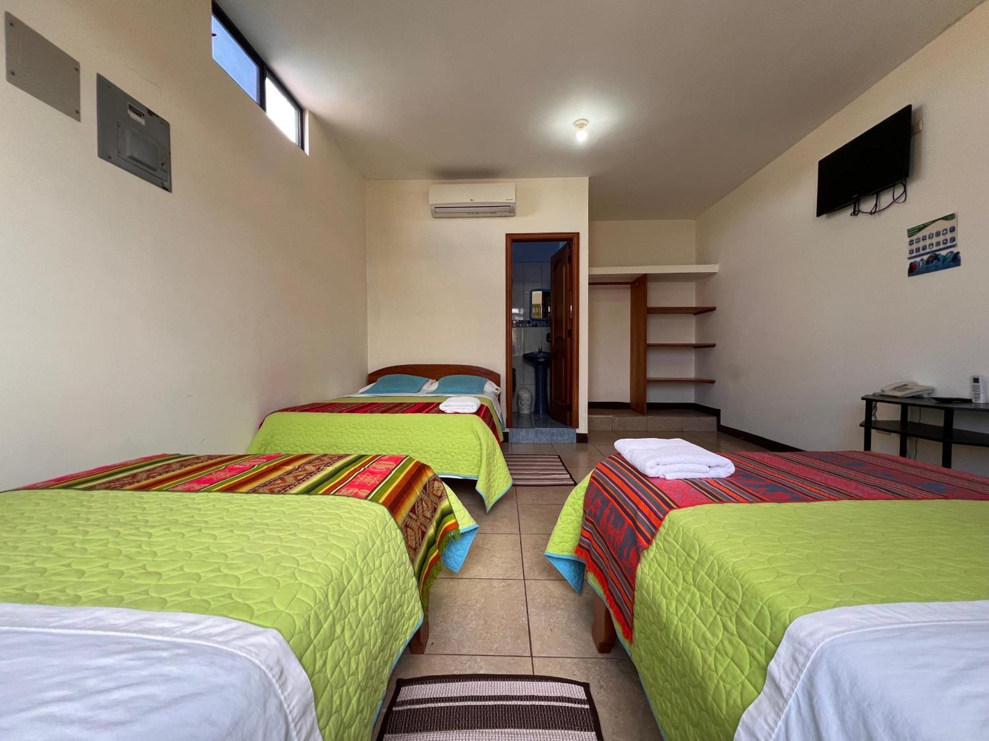 Hostal Casa Cascada Пуэрто-Айора Экстерьер фото