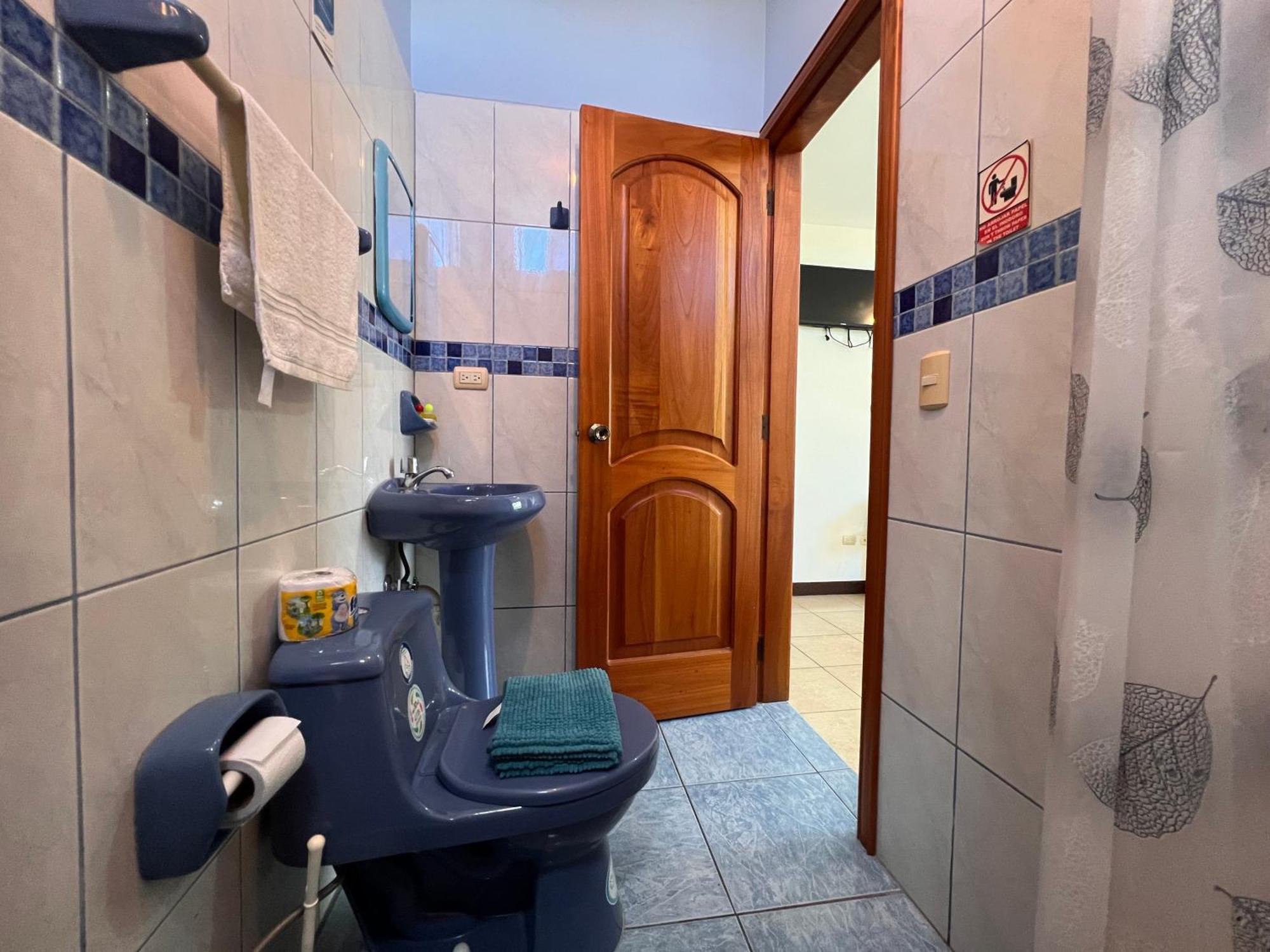 Hostal Casa Cascada Пуэрто-Айора Экстерьер фото