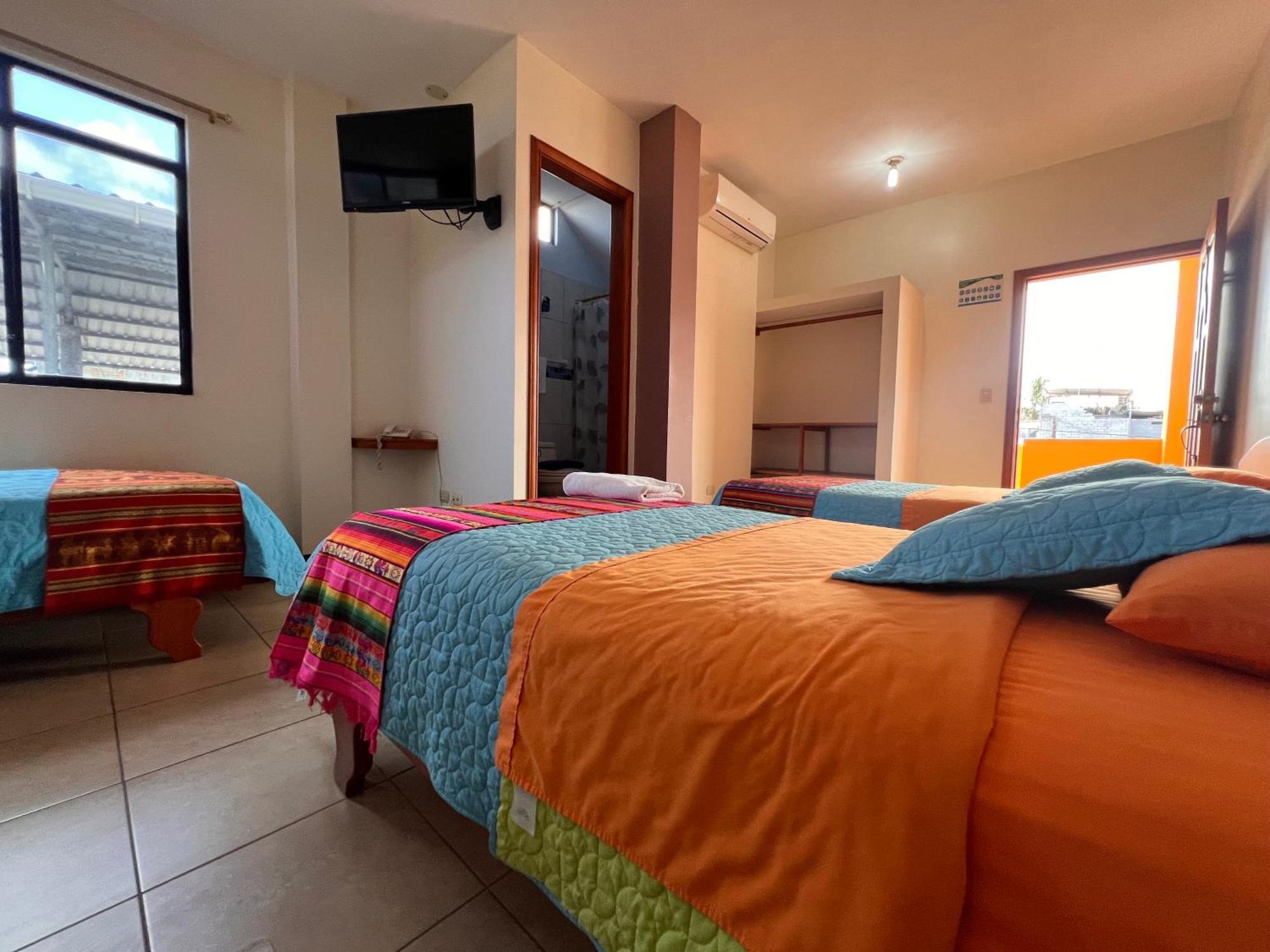 Hostal Casa Cascada Пуэрто-Айора Экстерьер фото