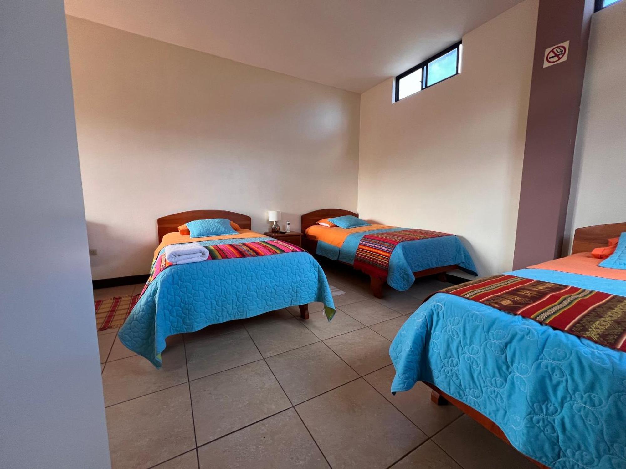Hostal Casa Cascada Пуэрто-Айора Экстерьер фото