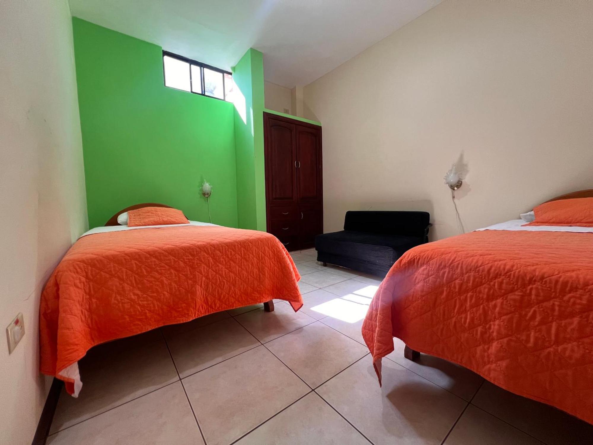 Hostal Casa Cascada Пуэрто-Айора Экстерьер фото