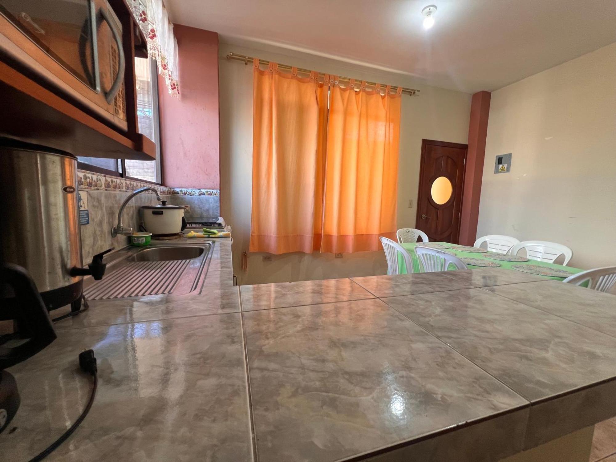 Hostal Casa Cascada Пуэрто-Айора Экстерьер фото